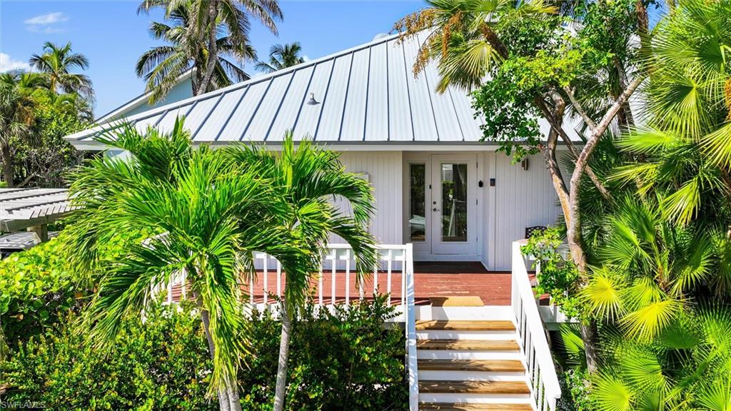 BEACH HOMES - Residential