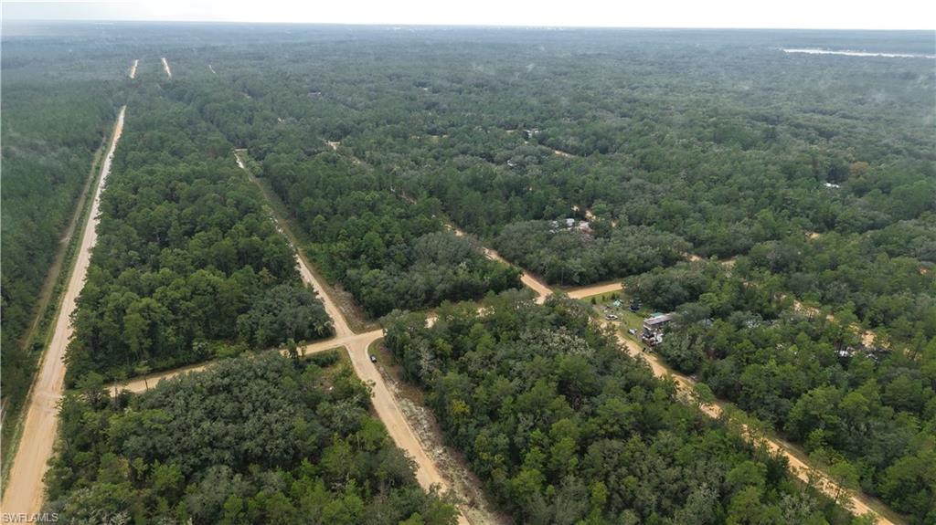 ACREAGE - Land