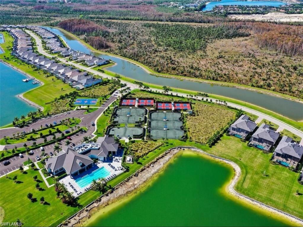 VISTA WILDBLUE - Residential
