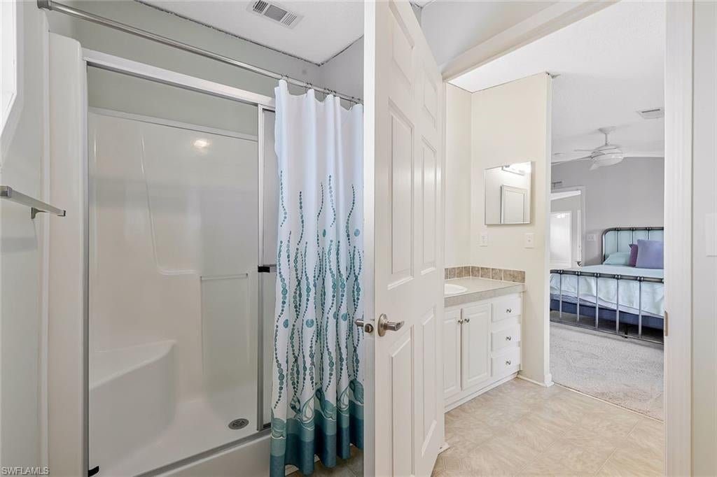 CRYSTAL LAKES - Residential