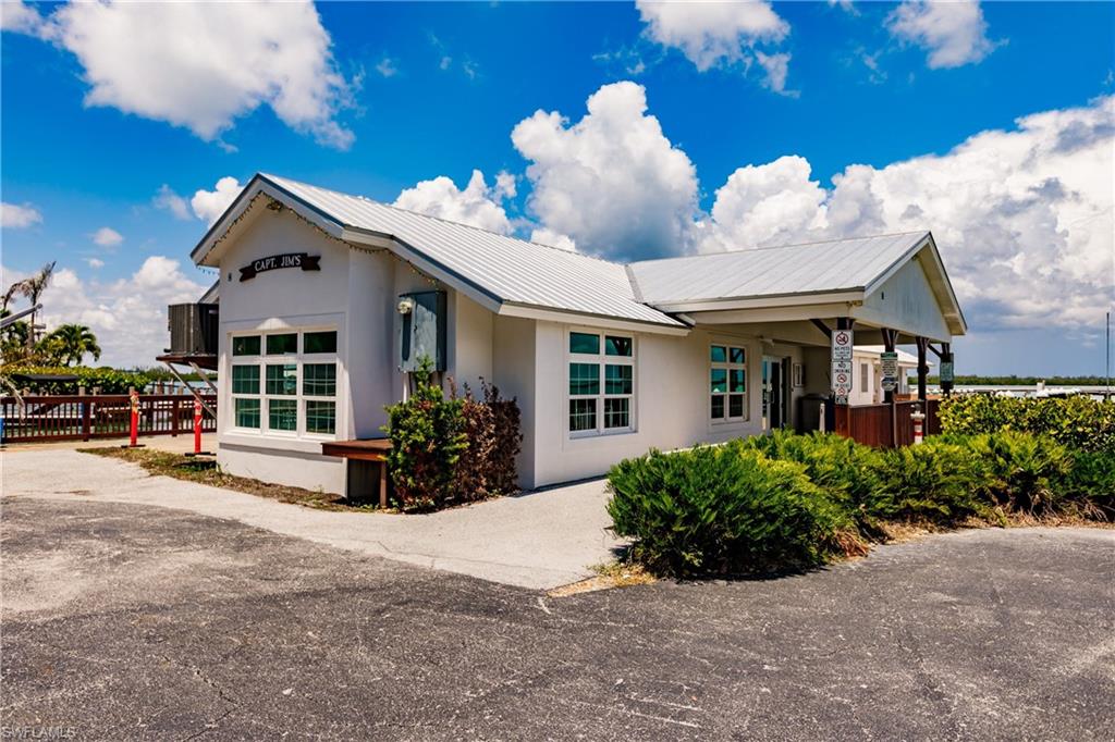 RIVERSIDE CLUB - Residential