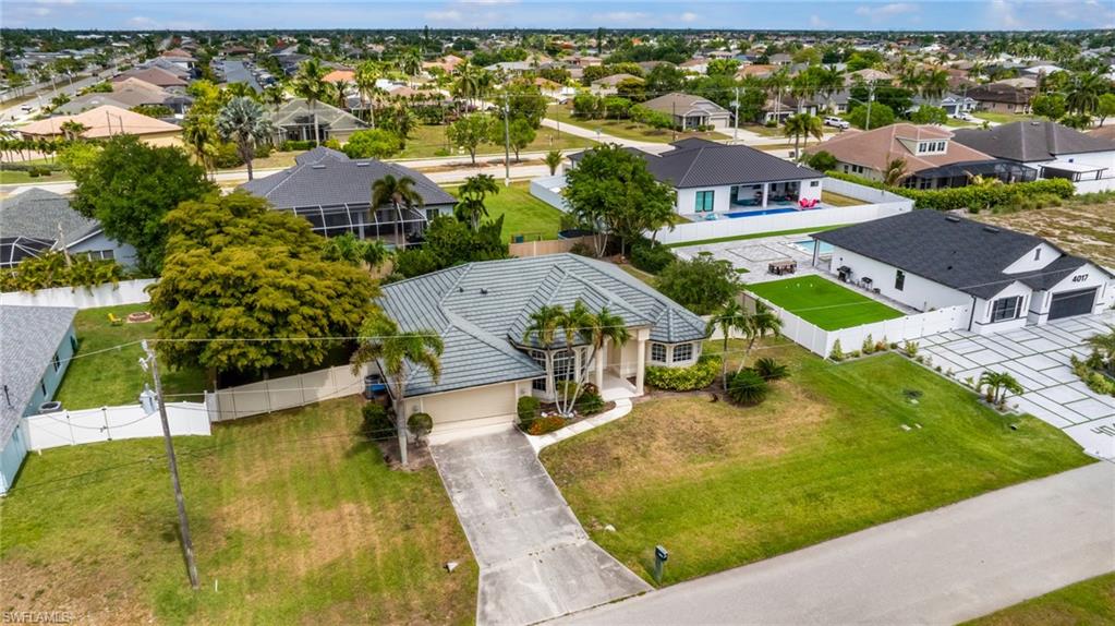 CAPE CORAL - Residential