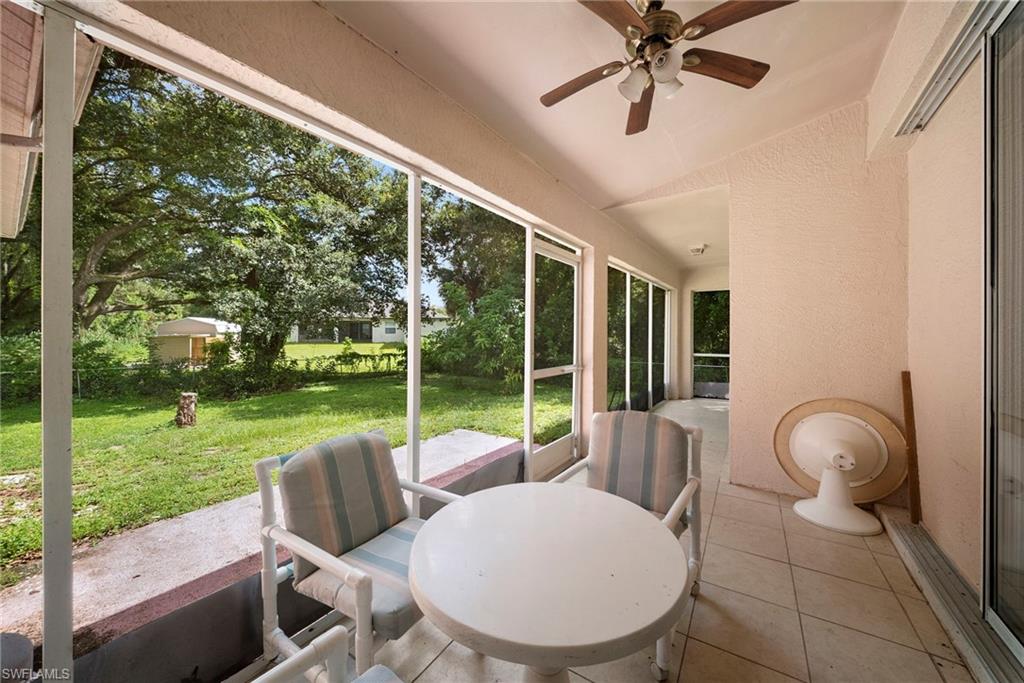MIRROR LAKES - Residential