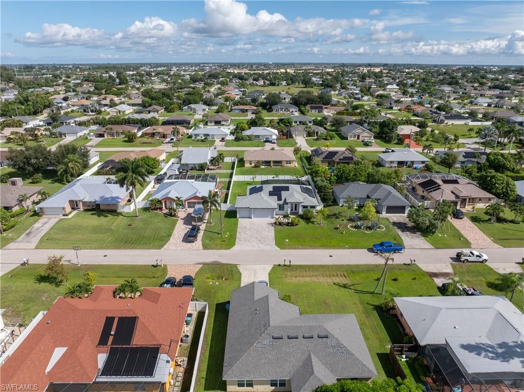 CAPE CORAL - Residential