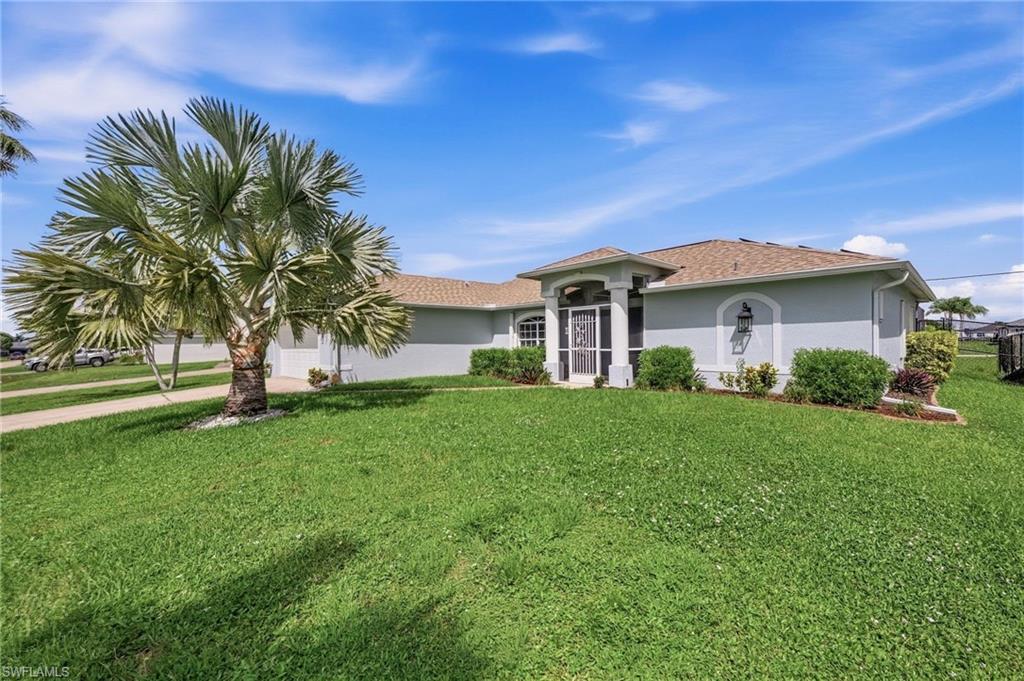 CAPE CORAL - Residential