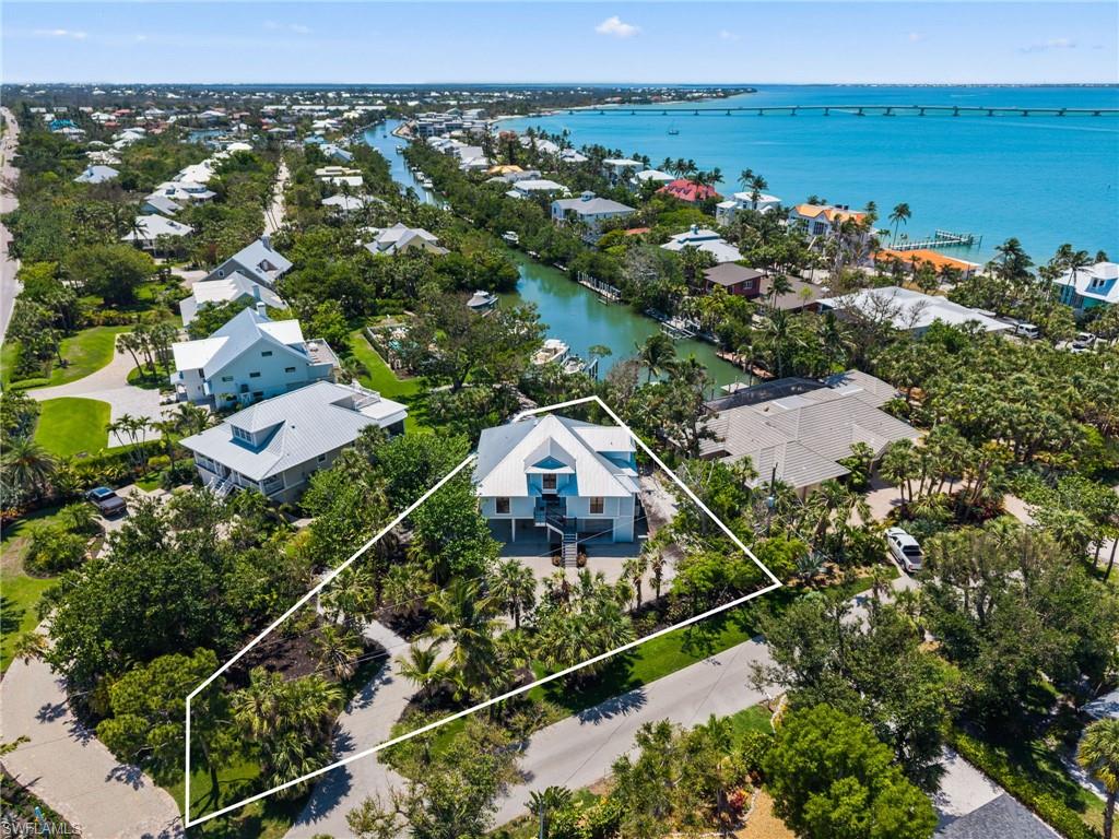 YACHTSMANS COVE - Residential