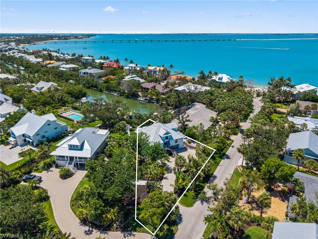 YACHTSMANS COVE - Residential