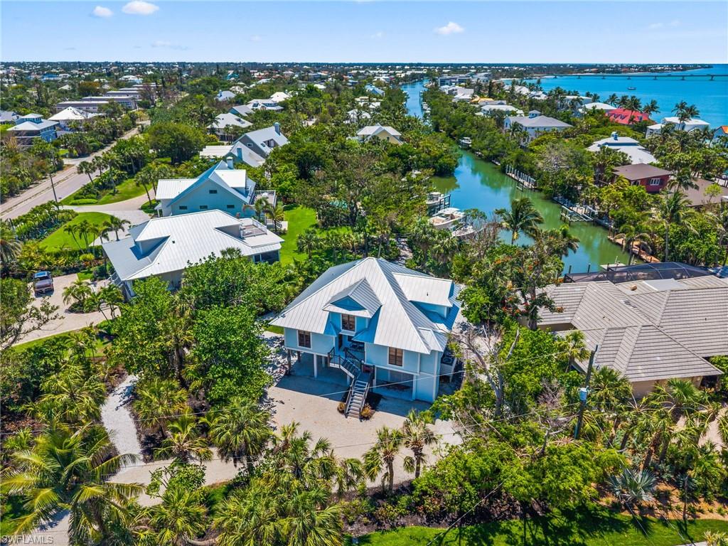 YACHTSMANS COVE - Residential