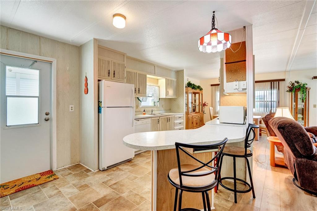 FOREST PARK MOBILE HOME - Residential