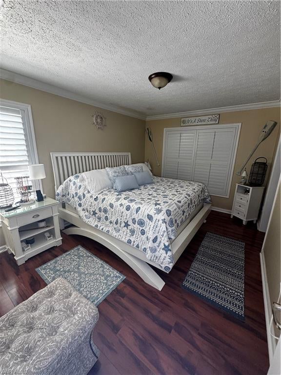 LEAWOOD LAKES - Residential Lease