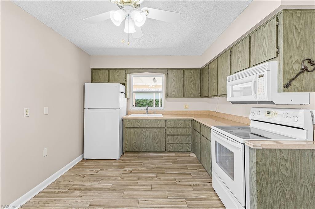 Fort Myers Villas - Residential