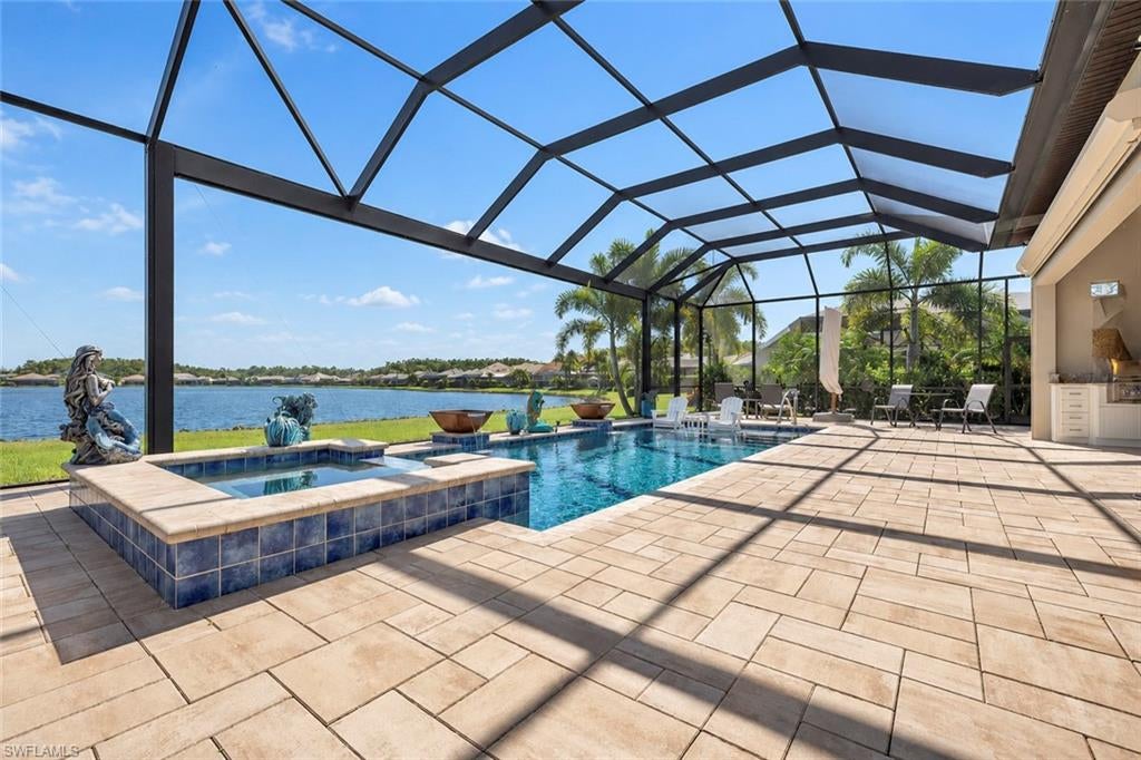 CORKSCREW SHORES - Residential