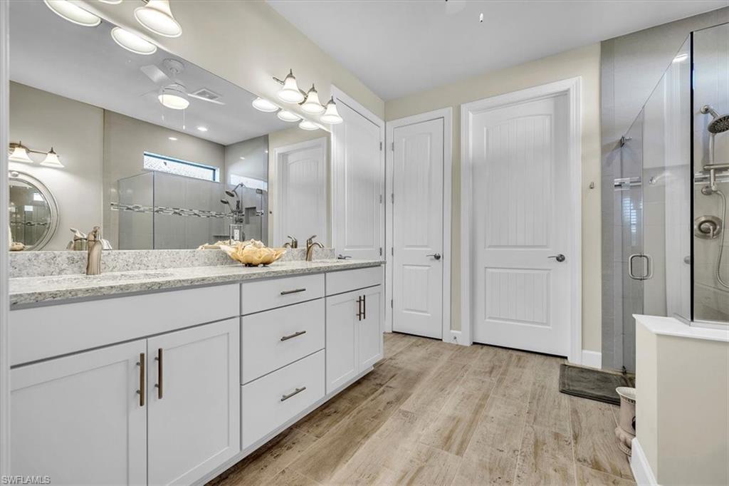 CORKSCREW SHORES - Residential
