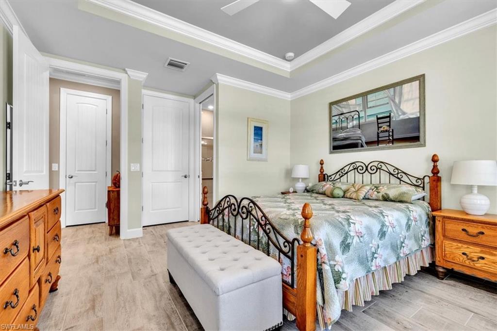 CORKSCREW SHORES - Residential
