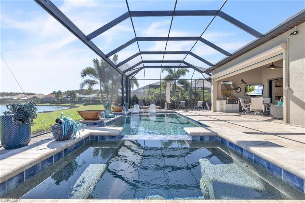 CORKSCREW SHORES - Residential