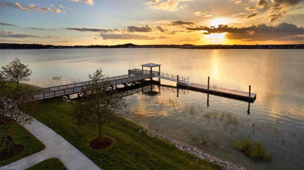 CORKSCREW SHORES - Residential