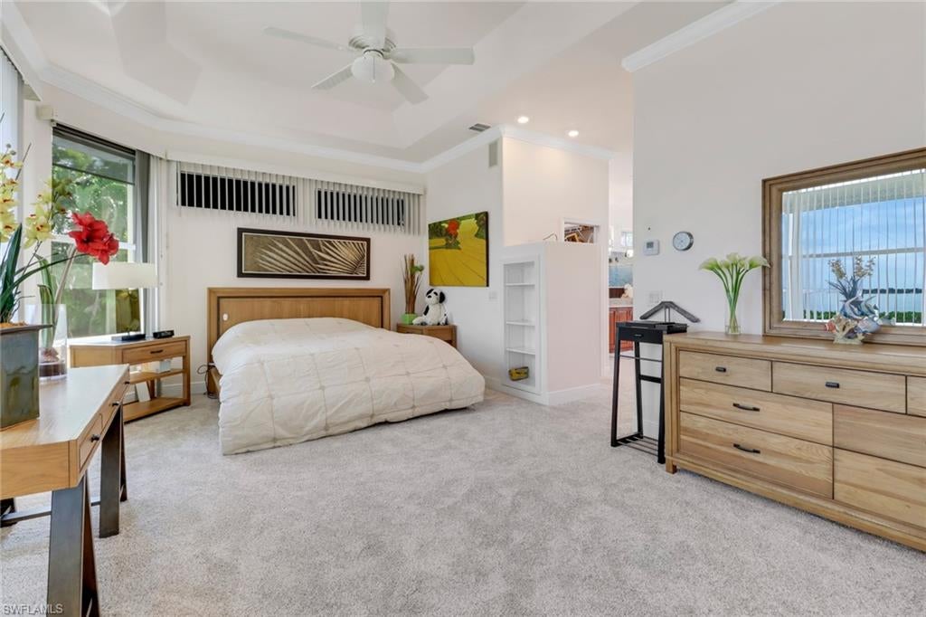 ADMIRALTY YACHT & RACQUET CLUB - Residential