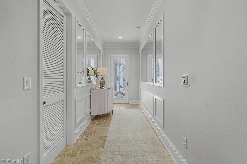 THE SHORES - Residential