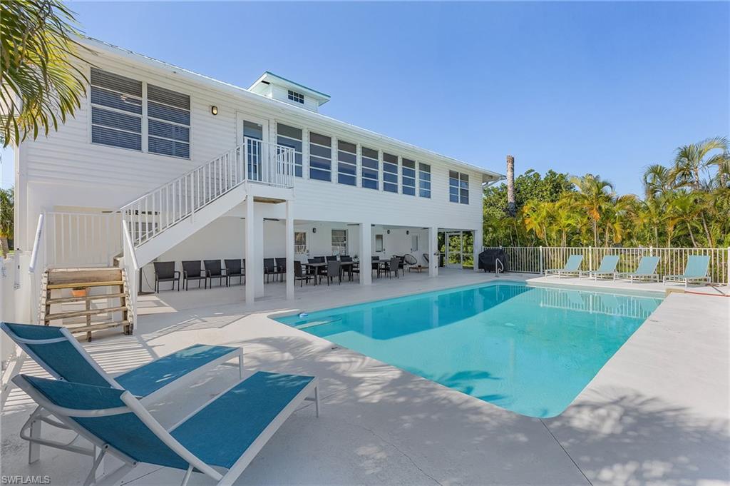 KNIGHTS BOKEELIA ISLE - Residential