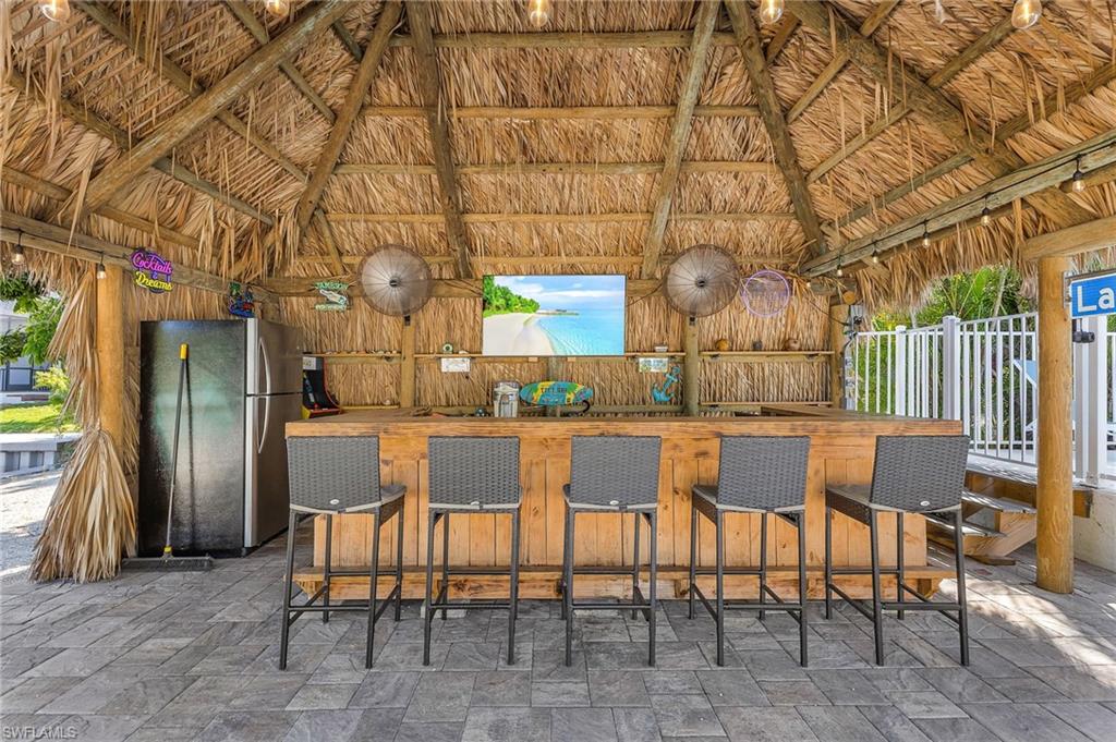 KNIGHTS BOKEELIA ISLE - Residential
