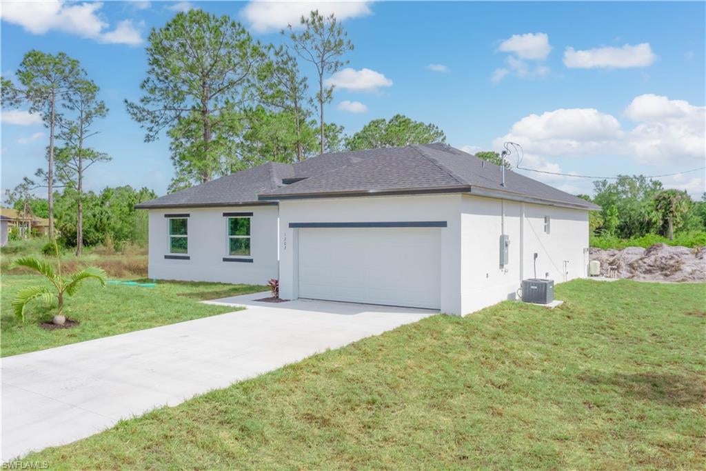 LEHIGH ACRES - Residential