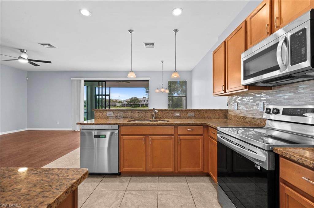 SUMMIT PLACE - Residential