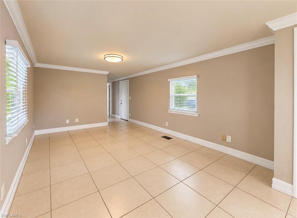 NAPLES MOBILE ESTATES - Residential