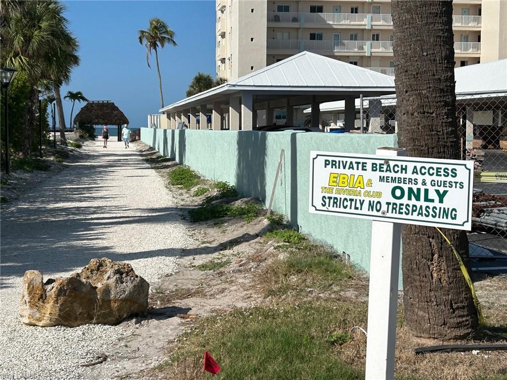 THE PALMS OF BAY BEACH - Residential