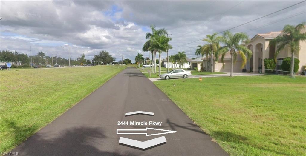 CAPE CORAL - Land