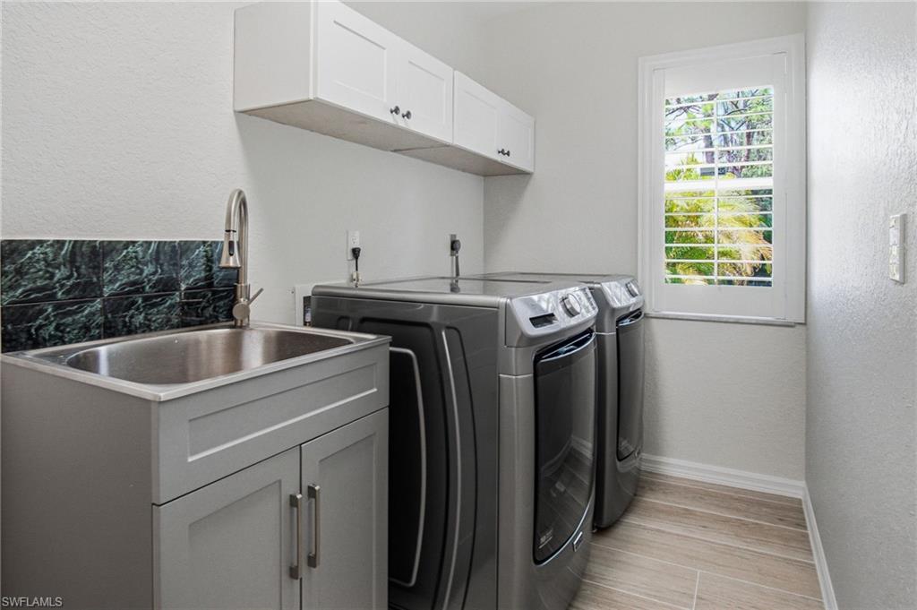 SAN CARLOS ESTATES - Residential