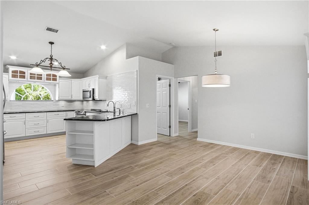SAN CARLOS ESTATES - Residential