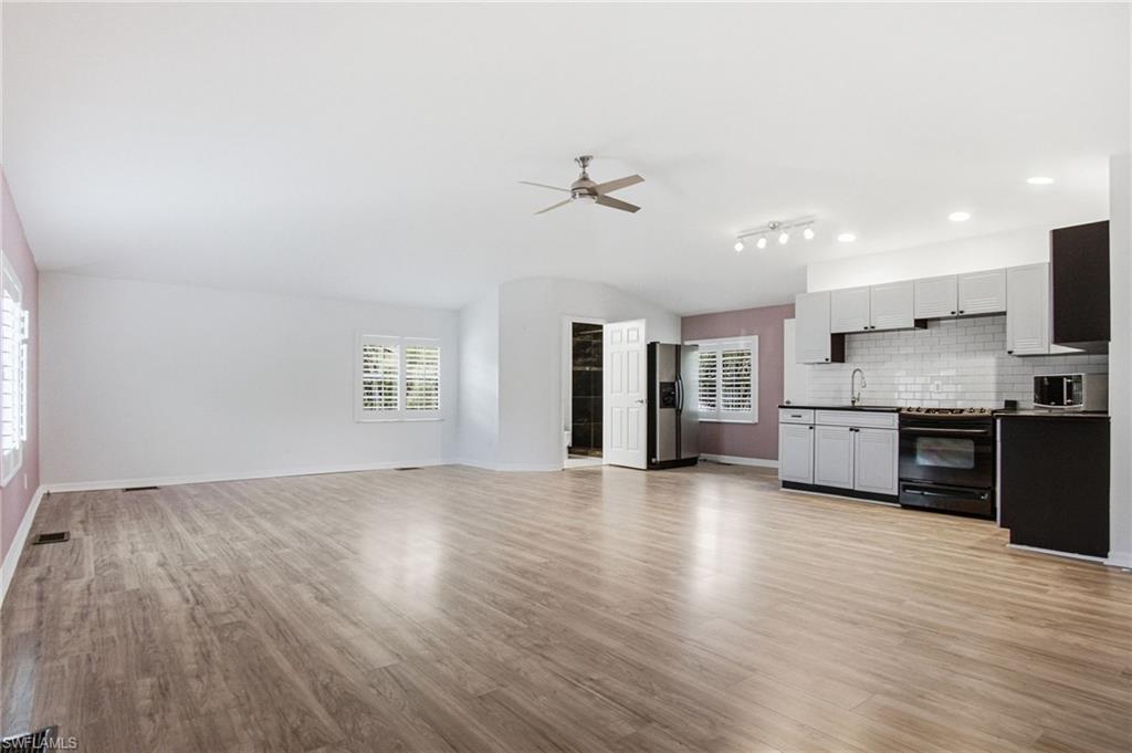 SAN CARLOS ESTATES - Residential