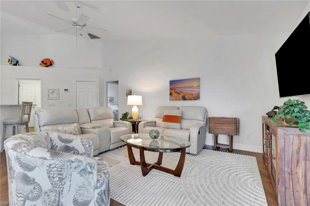 KELLY GREENS - Residential