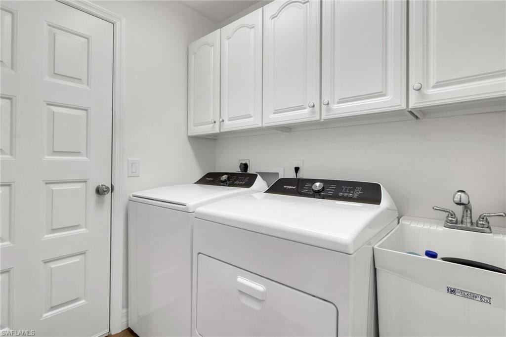 KELLY GREENS - Residential