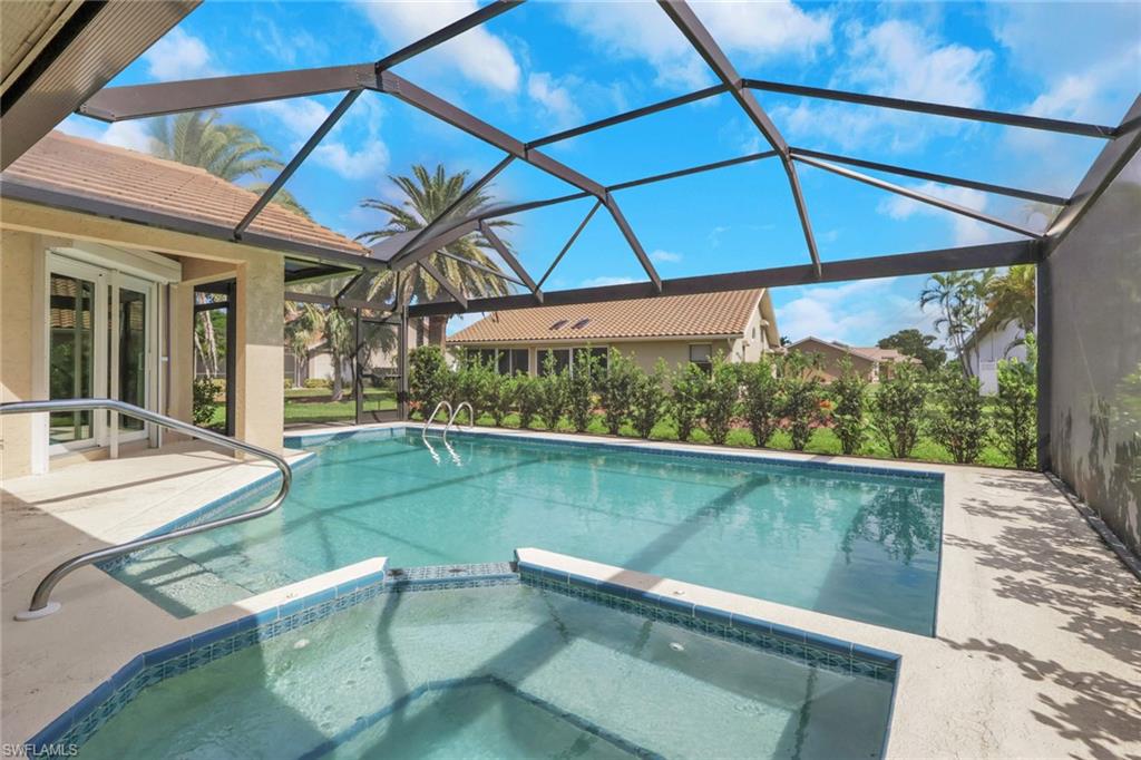 KELLY GREENS - Residential