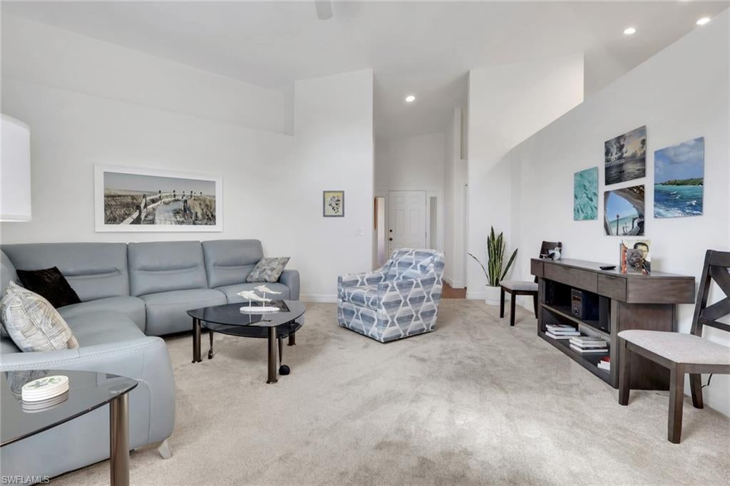KELLY GREENS - Residential