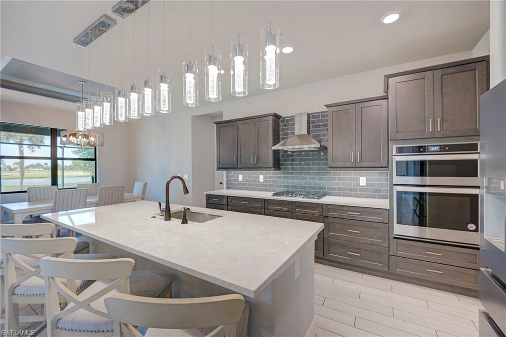CAPE ROYAL - Residential