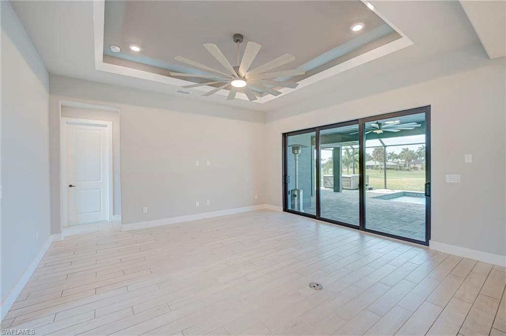 CAPE ROYAL - Residential