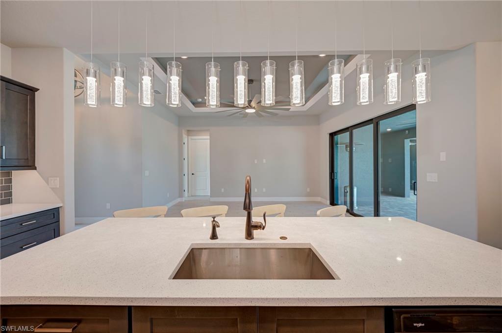 CAPE ROYAL - Residential