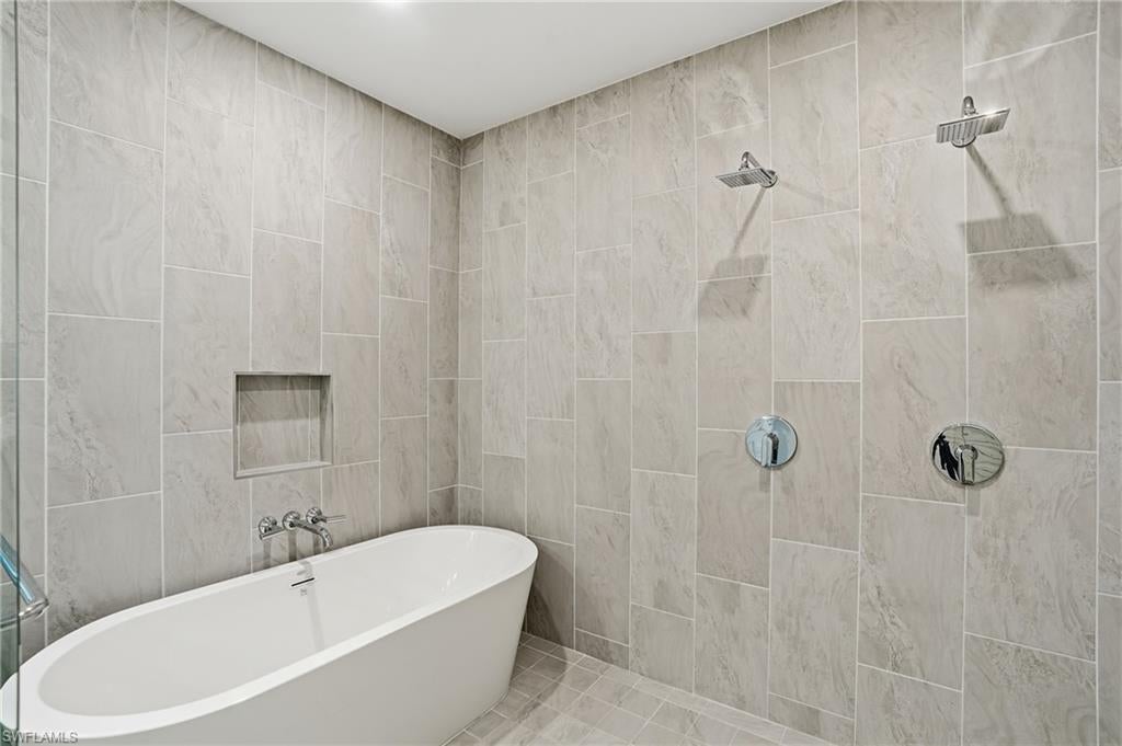 INFINITY AT THE COLONY - Residential