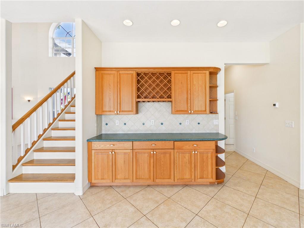 SPANISH WELLS - Residential