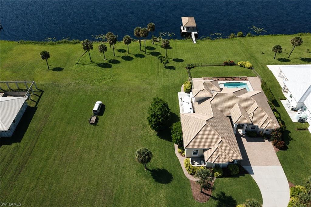 CALOOSA SHORES - Residential
