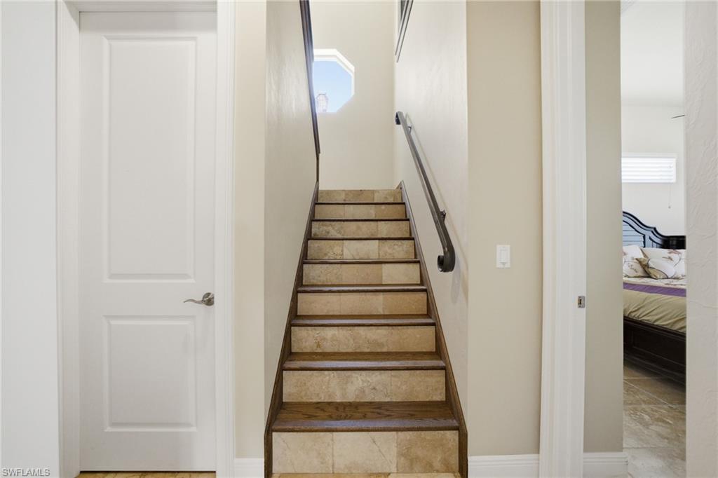CALOOSA SHORES - Residential