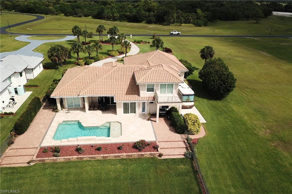 CALOOSA SHORES - Residential