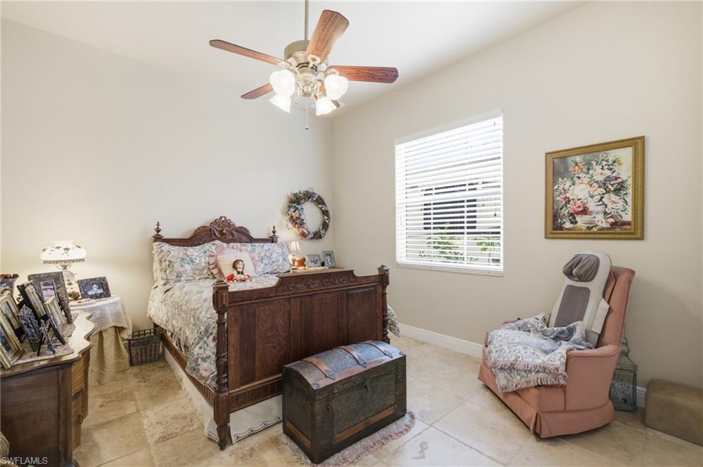 CALOOSA SHORES - Residential