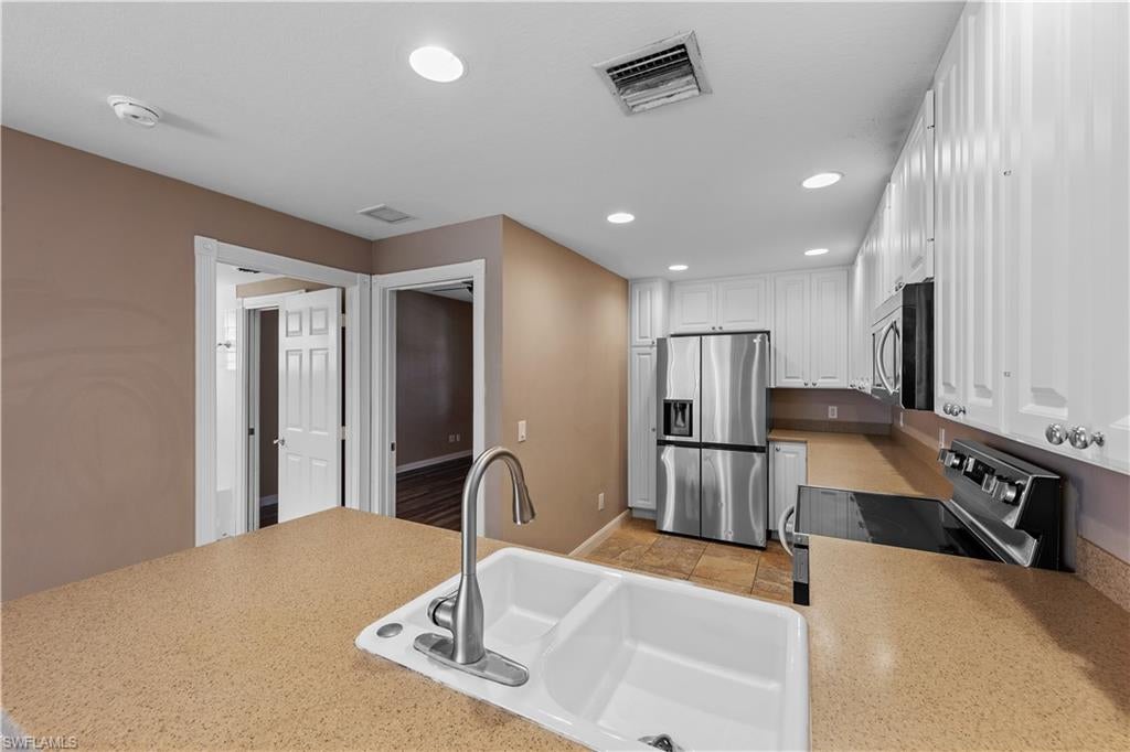 VILLAGE WALK OF BONITA SPRINGS - Residential