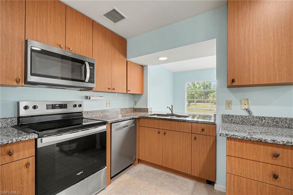 PINE ISLAND RIDGE - Residential