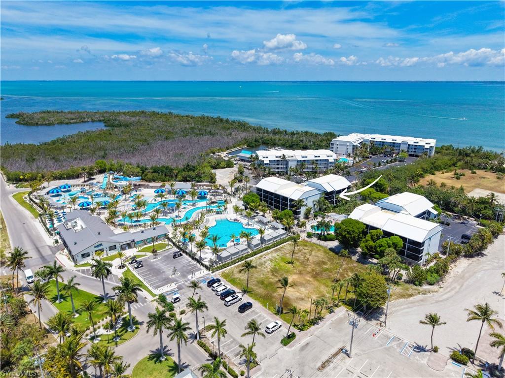 TENNIS VILLAS - Residential