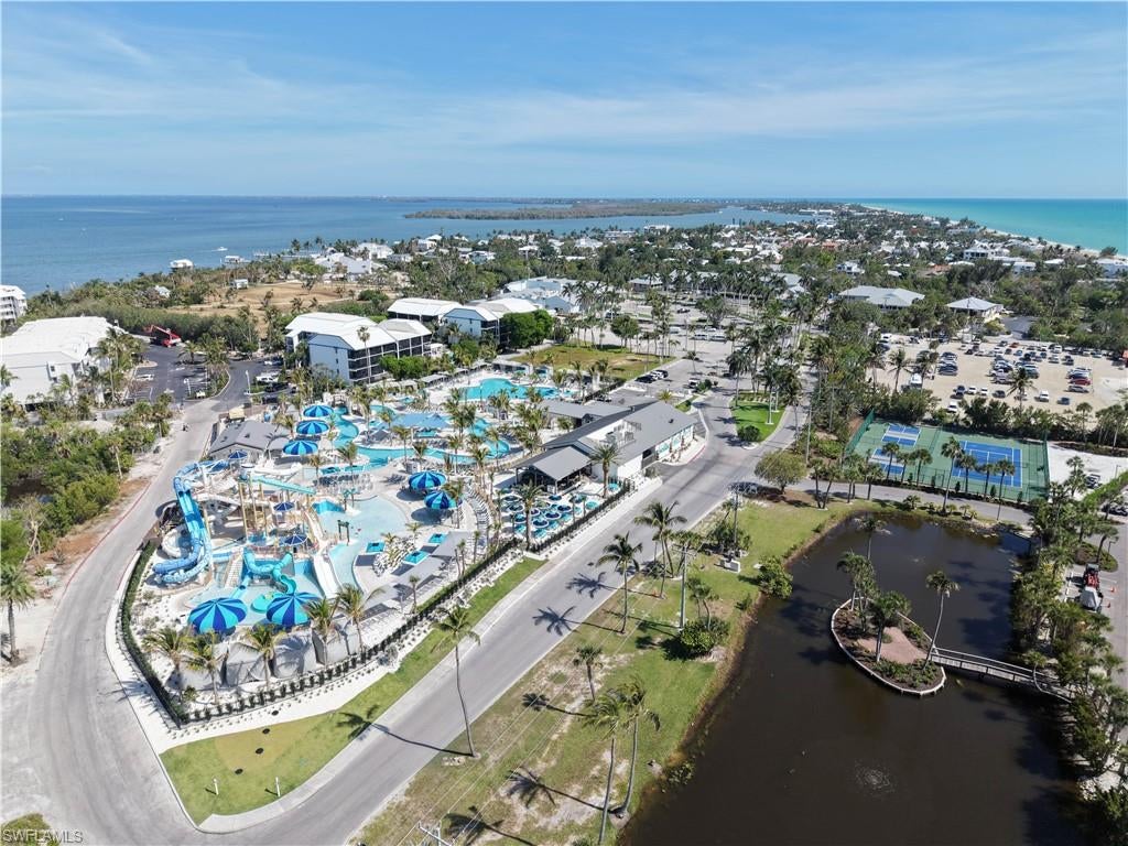 TENNIS VILLAS - Residential