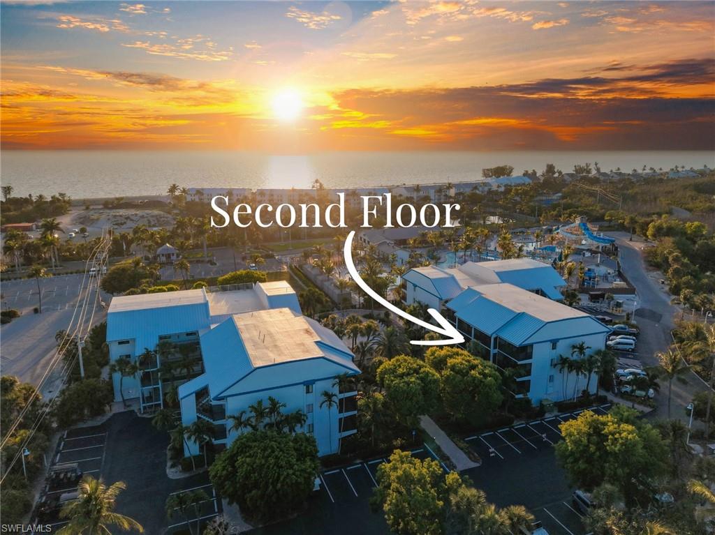 TENNIS VILLAS - Residential